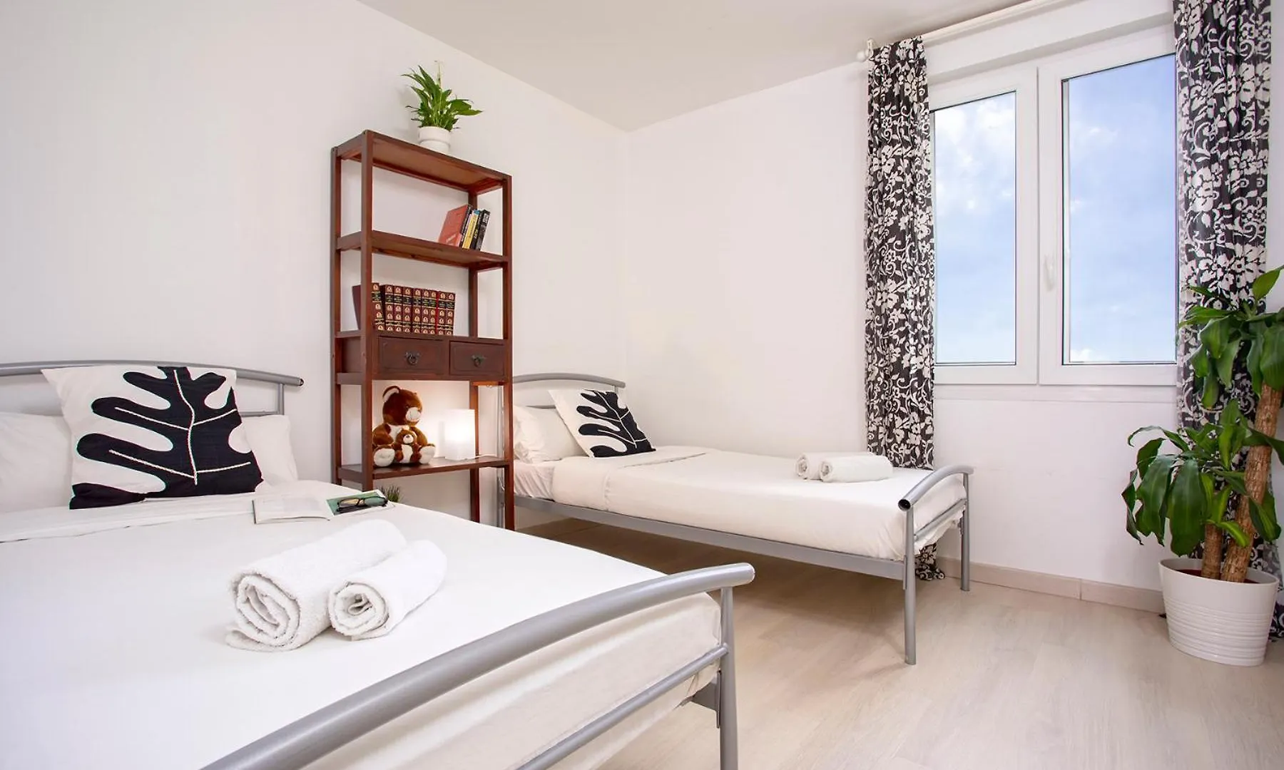 아파트 Playamar Flat In The Beach With Pool, Tennis And Paddle Court, Gardens 토레몰리노스