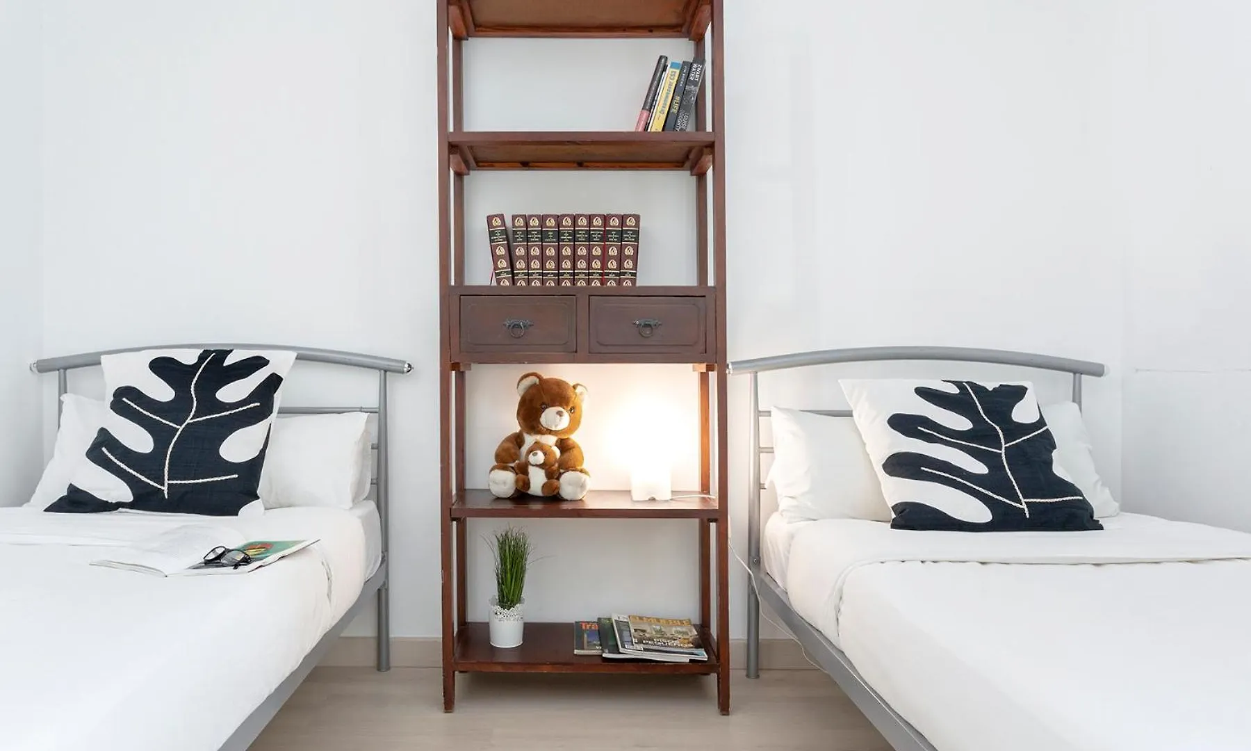 Playamar Flat In The Beach With Pool, Tennis And Paddle Court, Gardens 토레몰리노스